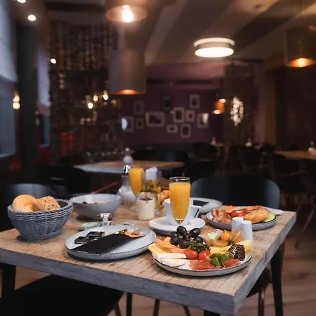 Otel Am Augustinerplatz