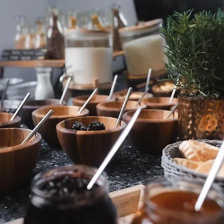 Am Augustinerplatz Otel 4*