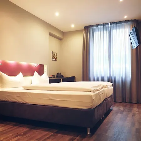 Am Augustinerplatz Otel