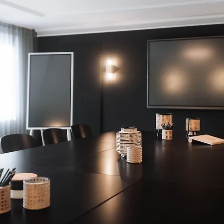 Am Augustinerplatz Otel