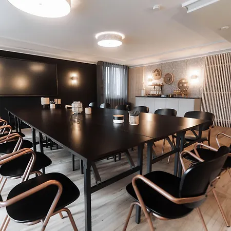 Hotel Am Augustinerplatz 4*