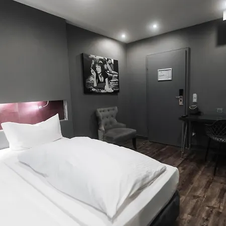 Am Augustinerplatz 4* Kolín nad Rýnem