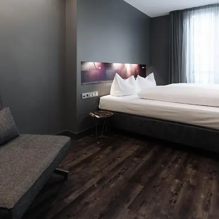 Am Augustinerplatz Hotel 4*