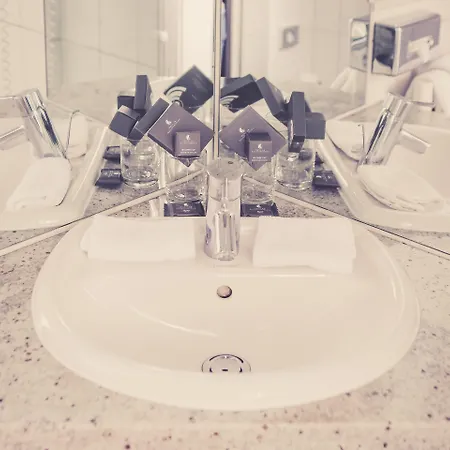 Am Augustinerplatz 4* Kolín nad Rýnem