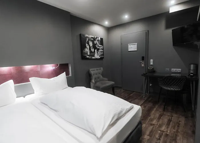 Am Augustinerplatz 4* Colonia