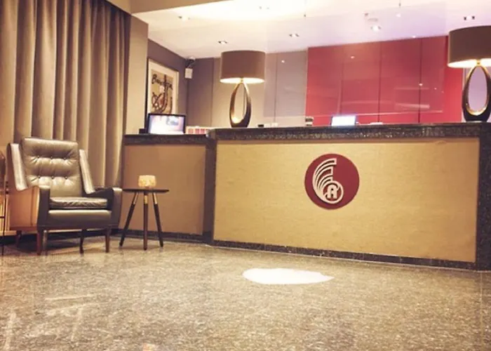 アム アウグスティナープラッツ ケルン