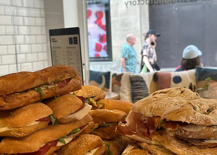 Am Augustinerplatz 호텔