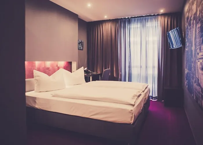 Hotell Am Augustinerplatz 4*